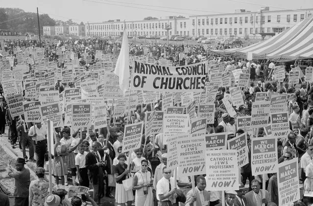 Marchers, signs, and a tent during the civil rights march on Washington D.C., August 28, 1963. (Photo by Reuters/Library of Congress)