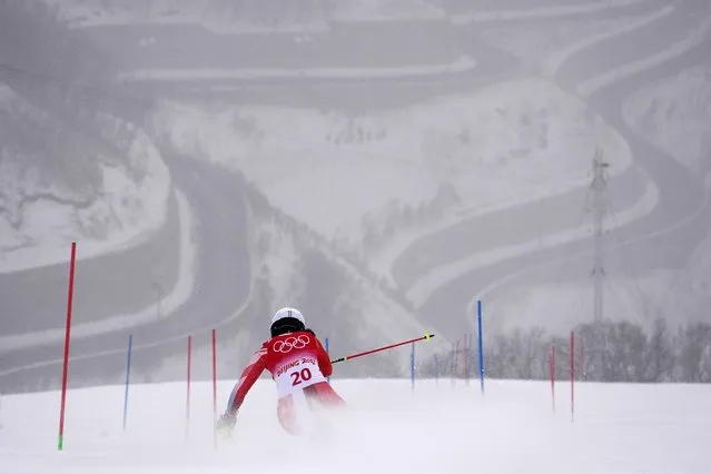 Wendy Holdener of Switzerland passes a gate during the women's combined slalom at the 2022 Winter Olympics, Thursday, February 17, 2022, in the Yanqing district of Beijing. (Photo by Robert F. Bukaty/AP Photo)
