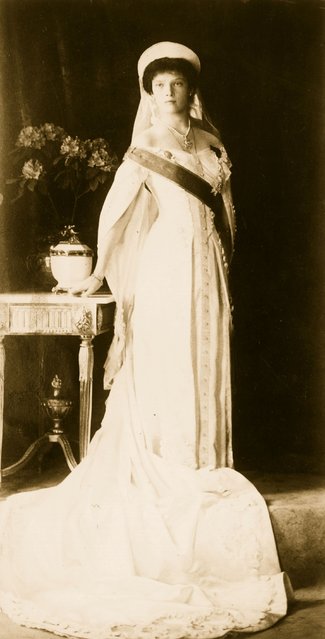 Grand Duchess Tatiana, daughter of Tsar Nicholas II, 1915.
