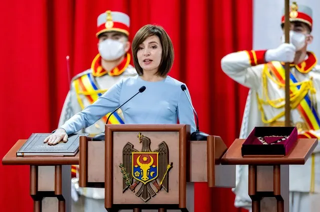 Moldova's President-elect Maia Sandu takes the oath of office during her inauguration ceremony in Chisinau on December 24, 2020. (Photo by Reuters/Stringer)