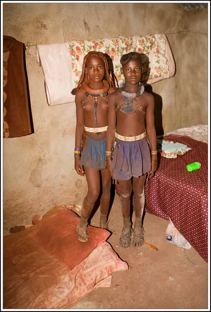 Himba Beauty Girl. Photo by Alessandro Ravizza