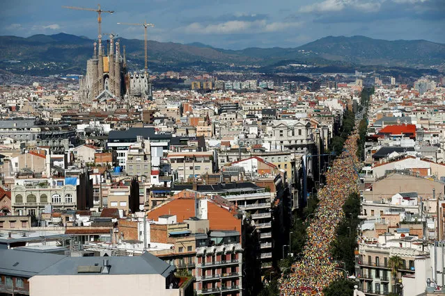Thousands of people gather for a rally on the regional national day 'La Diada' (National Day of Catalonia) in Barcelona, Spain, September 11, 2017. (Photo by Albert Gea/Reuters)