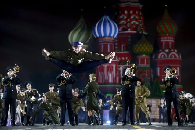 Participants practice during a rehearsal for the “Spasskaya Tower” international military music festival at Moscow's Red Square, September 4, 2015. (Photo by Maxim Zmeyev/Reuters)