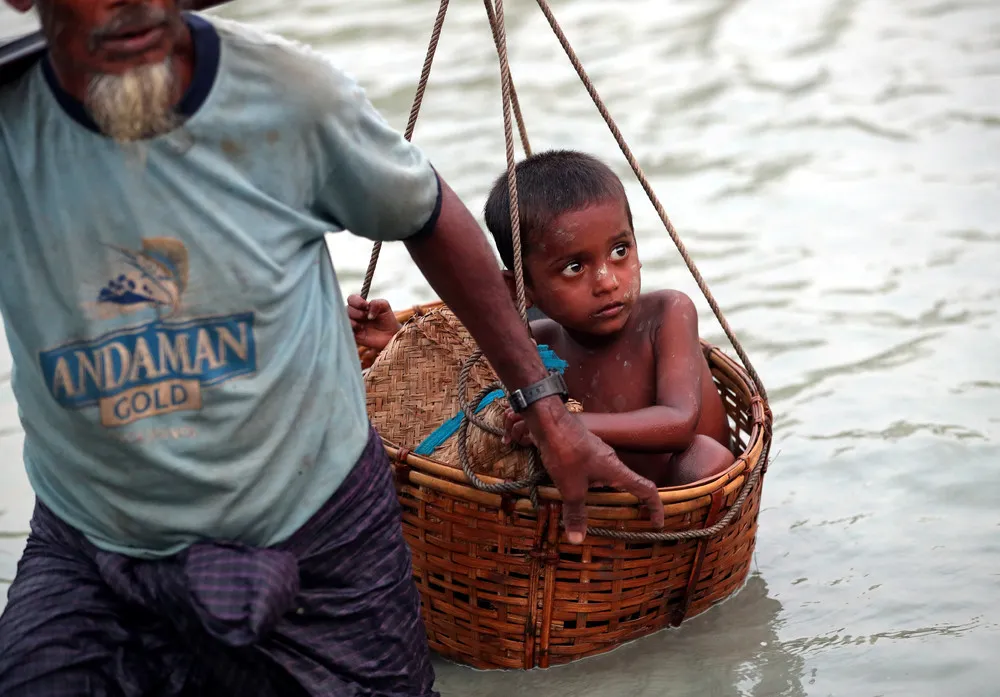 Rohingya River Crossing