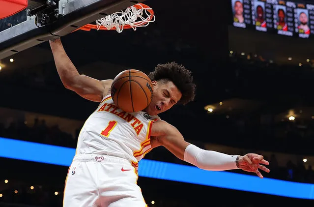 Jalen Johnson #1 of the Atlanta Hawks dunks against the Washington Wizards during the first quarter at State Farm Arena on April 05, 2023 in Atlanta, Georgia. (Photo by Kevin C. Cox/Getty Images)