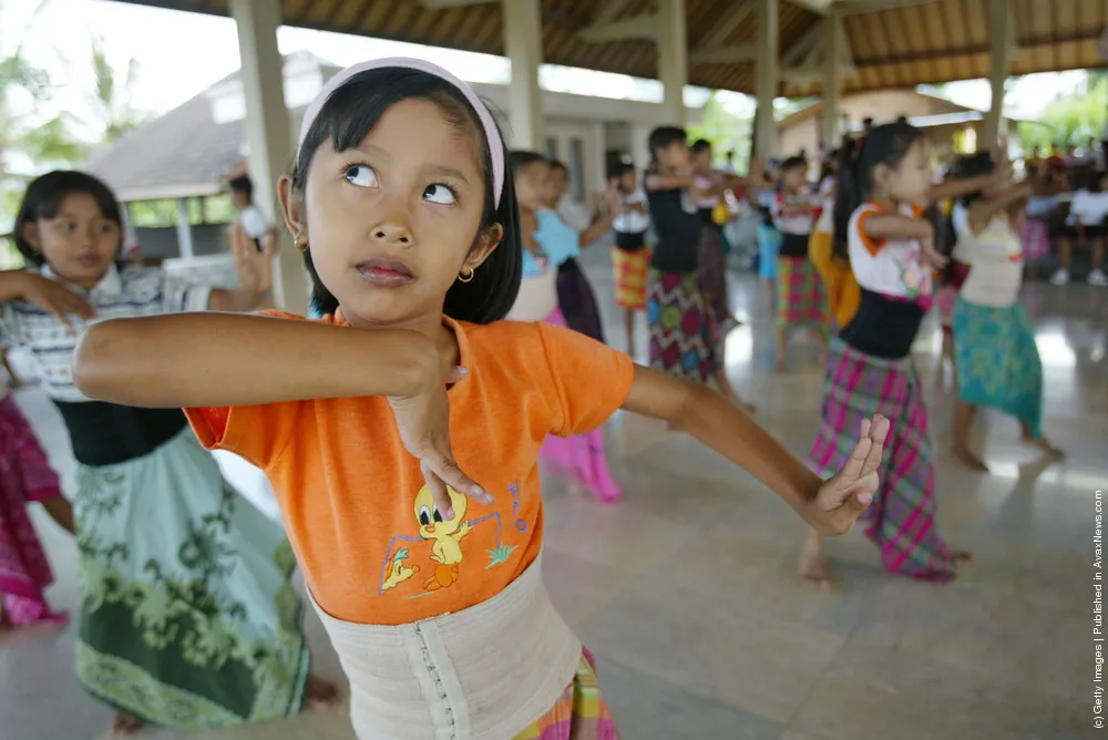 Traditonal Balinese Dancers
