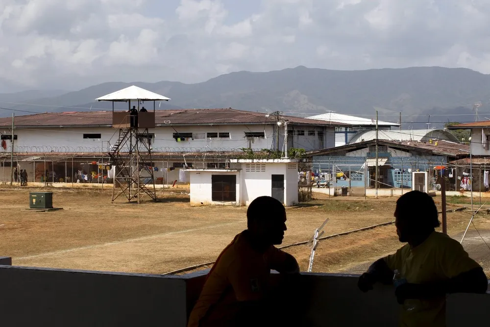 Inside a Panamanian Prison