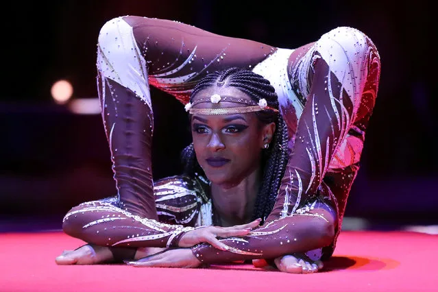 Contortionist Rich Miteku performs during the opening of the 41st Monte-Carlo International Circus Festival in Monaco January 19, 2017. (Photo by Valery Hache/Reuters)