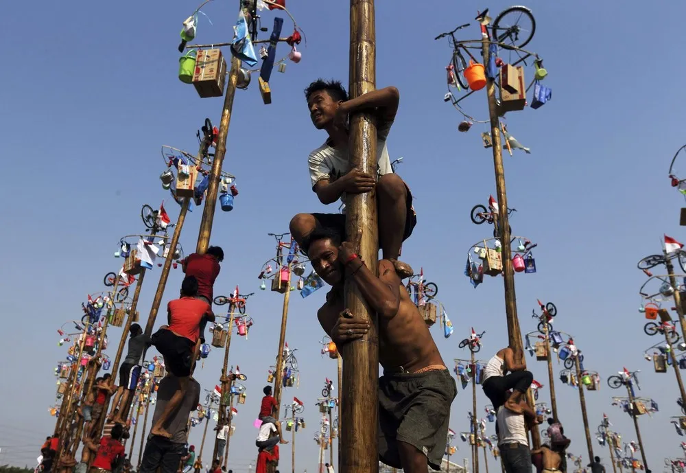 “Panjat Pinang”: A Greased-Pole Climbing Competition in Indonesia