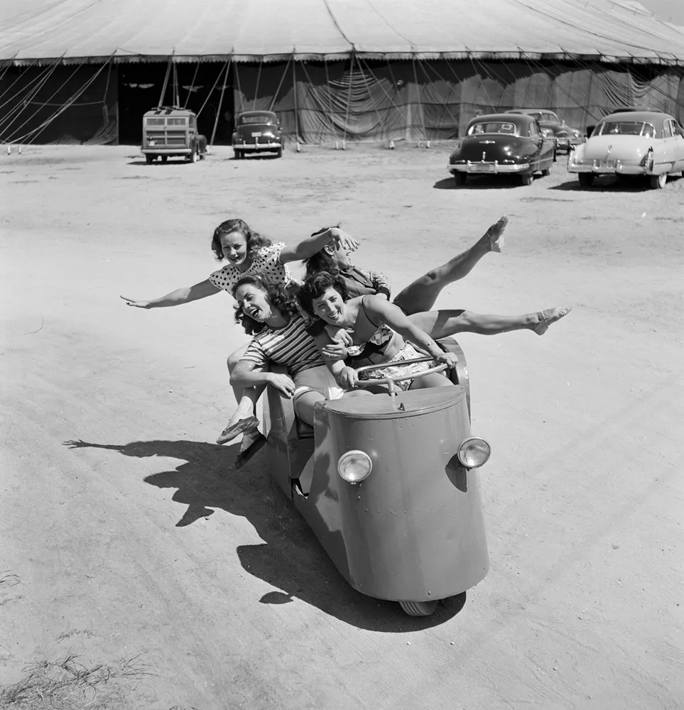 Simply Some Photos: Circus Girls of Sarasota Taking a Break in 1949