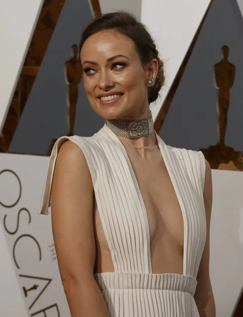 Olivia Wilde arrives wearing a Maison Valentino dress at the 88th Academy Awards in Hollywood, California February 28, 2016. (Photo by Adrees Latif/Reuters)