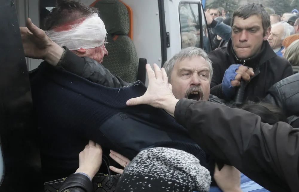 Battle in Eastern Ukraine Turns Bloody