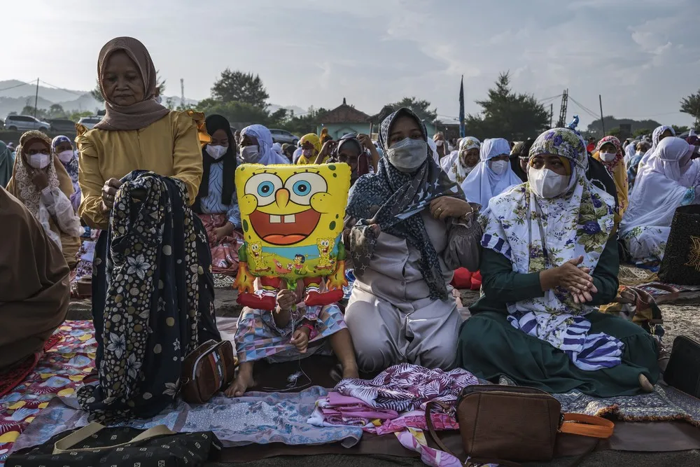 A Look at Life in Indonesia, Part 2/2