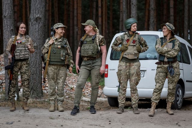 Members of the female anti-drone mobile air defence unit “Bucha Witches” from the military Volunteer formation of Bucha territorial community, attend exercises near the town of Bucha in Kyiv region, Ukraine on August 3, 2024. (Photo by Gleb Garanich/Reuters)