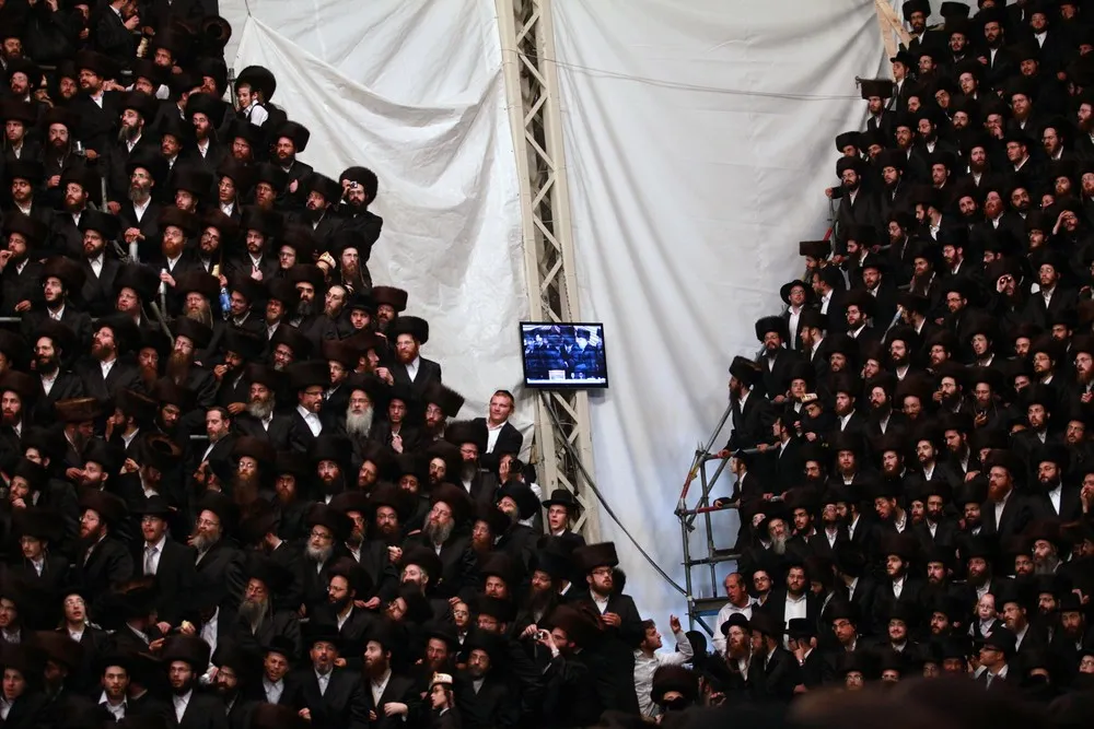 Reality of a Grand Hasidic Wedding