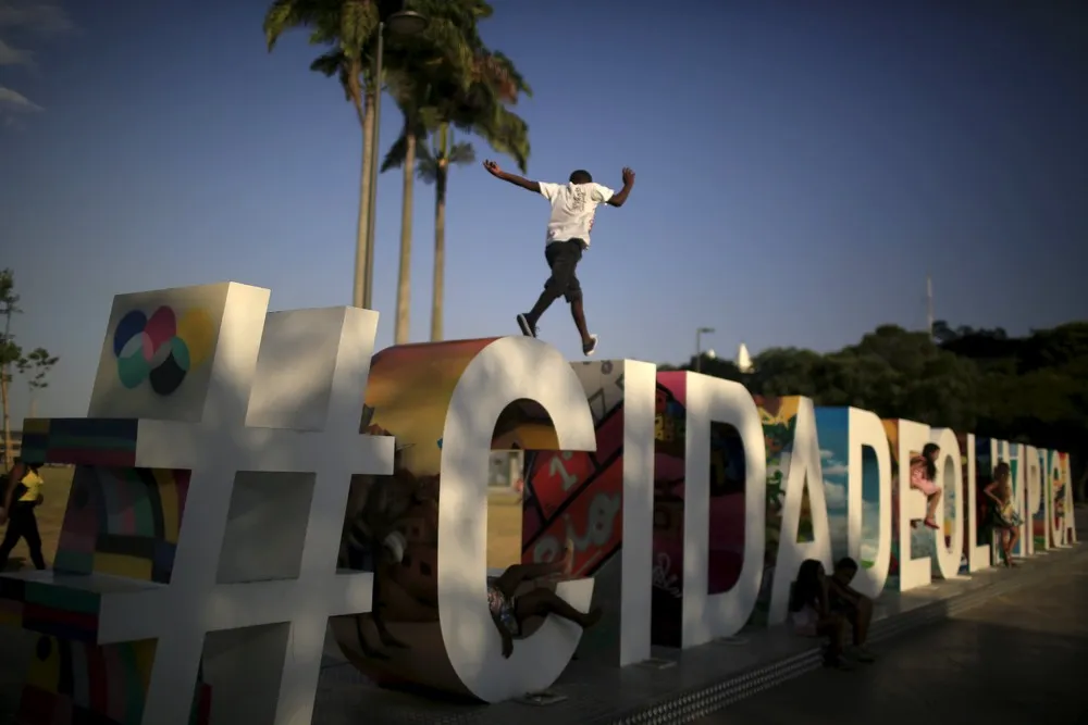 The Day in Photos – January 10, 2016