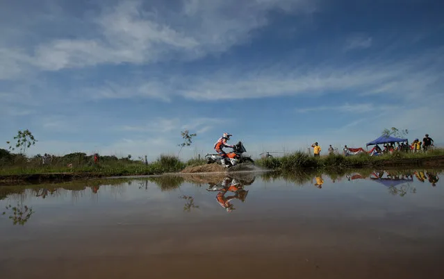 Dakar Rally, 2017 Paraguay-Bolivia-Argentina Dakar rally, 39th Dakar Edition, First stage from Asuncion, Paraguay to Resistencia, Argentina on January 2, 2017. Emanuel Gyenes of Romania rides his KTM. (Photo by Ricardo Moraes/Reuters)