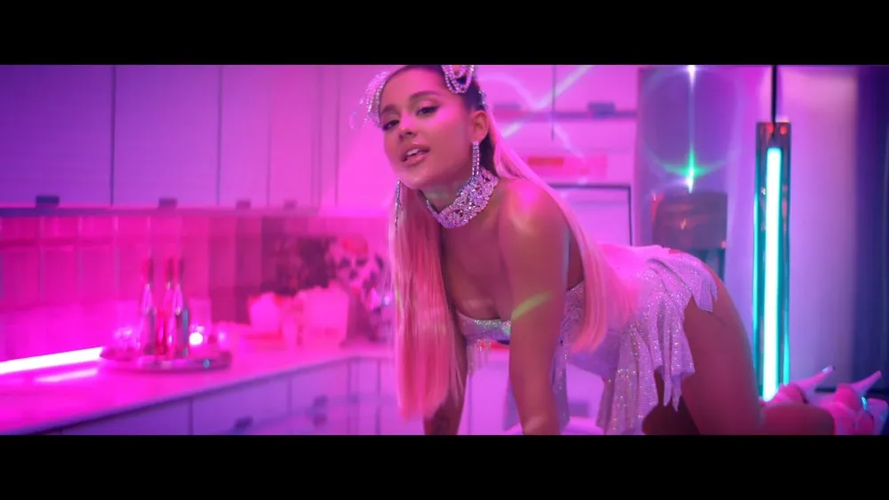 Clip of the Day: Ariana Grande – 7 Rings