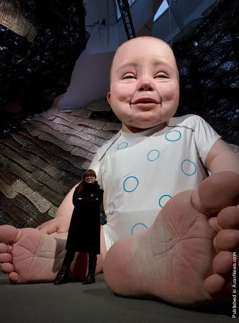 The electronically animated giant baby Miguelin