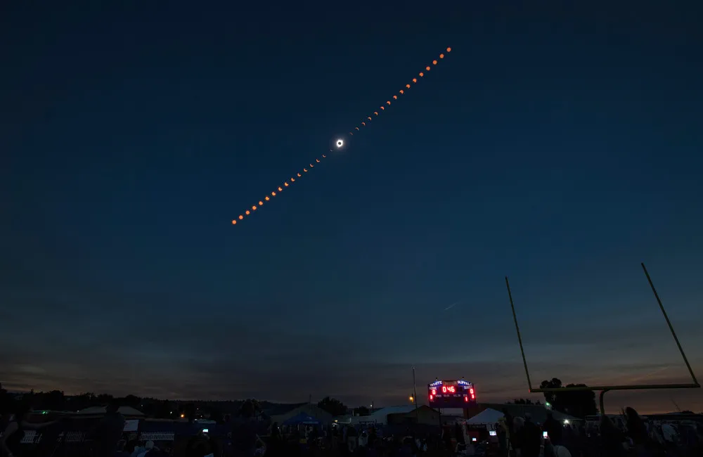 eclipse-over-america