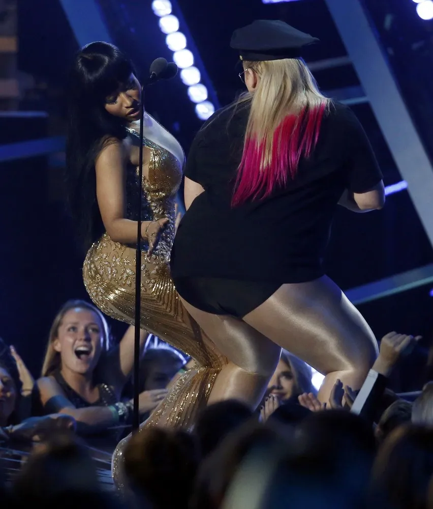 2015 MTV Video Music Awards, Part 2/2