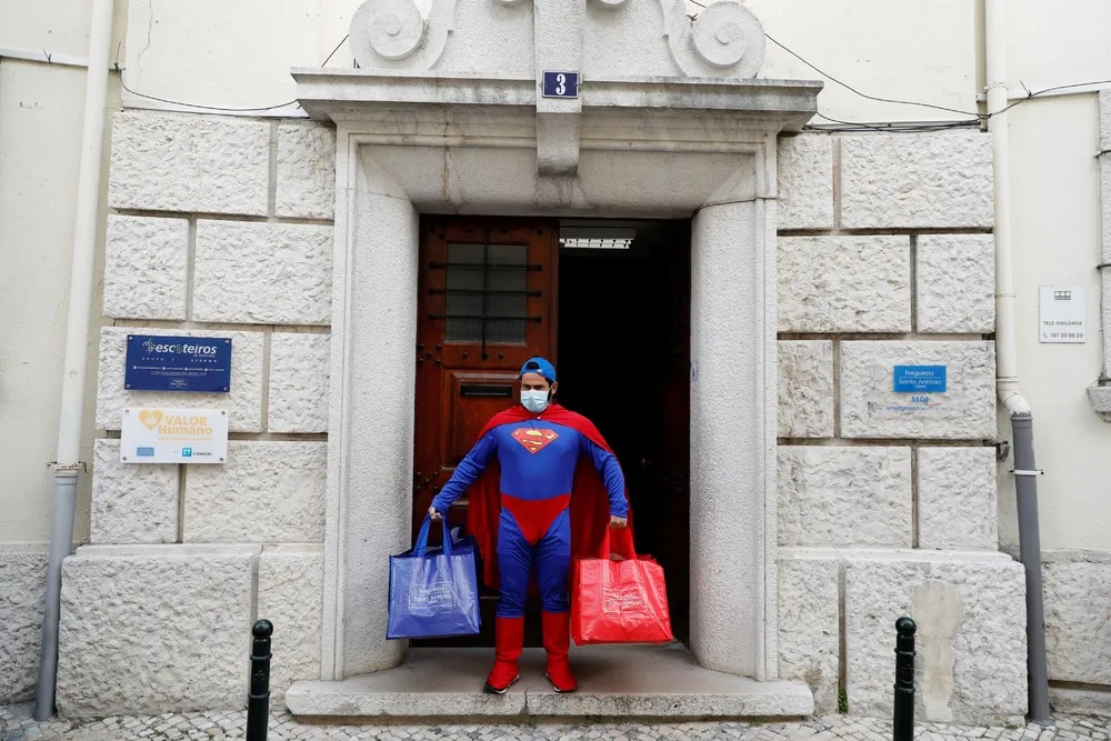 The Day in Photos – April 27, 2020