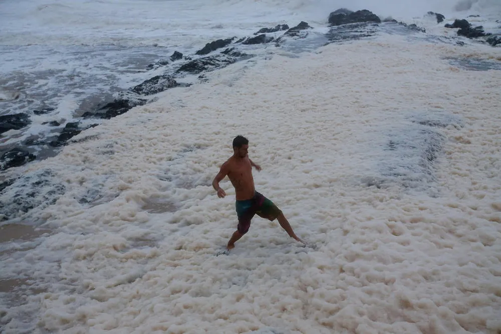 Cyclone Leaves Mooloolaba Covered in Foam