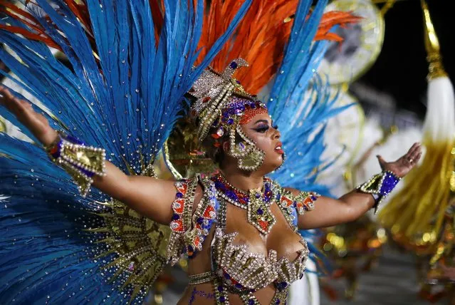 Drums queen Thay Magalhaes from Paraiso do Tuiuti samba school performs during the second night of the Carnival parade at the Sambadrome in Rio de Janeiro, Brazil, April 23, 2022. (Photo by Pilar Olivares/Reuters)
