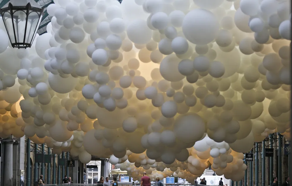 The Day in Photos – August 27, 2015