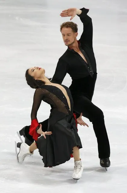 Madison Chock and Evan Bates of the U.S. perform during the ice dance short program at the Rostelecom Cup ISU Grand Prix of Figure Skating in Moscow November 14, 2014. (Photo by Grigory Dukor/Reuters)