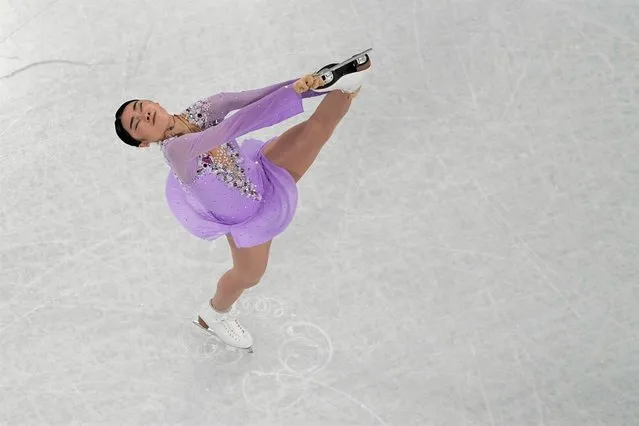 Karen Chen, of the United States, competes in the women's team free skate program during the figure skating competition at the 2022 Winter Olympics, Monday, February 7, 2022, in Beijing. (Photo by Jeff Roberson/AP Photo)