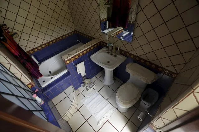 A domestic toilet is seen in a house in Mexico City, Mexico October 6, 2015. (Photo by Henry Romero/Reuters)