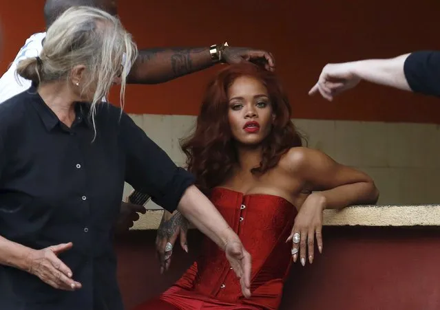 Singer Rihanna prepares for a photoshoot with photographer Annie Leibovitz in Havana, Cuba, May 28, 2015. (Photo by Reuters/Stringer)